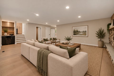 Tiny photo for 1831 N Rolling Lane, Arlington Heights, IL 60004 (MLS # 12752541)