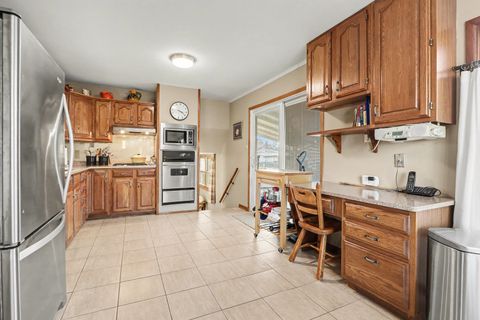 Tiny photo for Oak Forest, IL 60452 (MLS # 12581939)