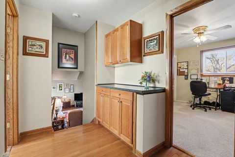 Tiny photo for Oak Forest, IL 60452 (MLS # 12581939)