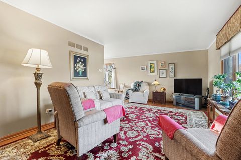 Tiny photo for Oak Forest, IL 60452 (MLS # 12581939)