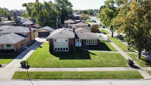 Tiny photo for 4537 W 102nd Street, Oak Lawn, IL 60453 (MLS # 12777120)