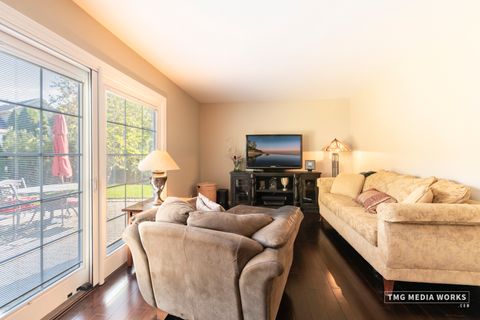 Tiny photo for 300 Churchill Lane, Aurora, IL 60504 (MLS # 12495677)