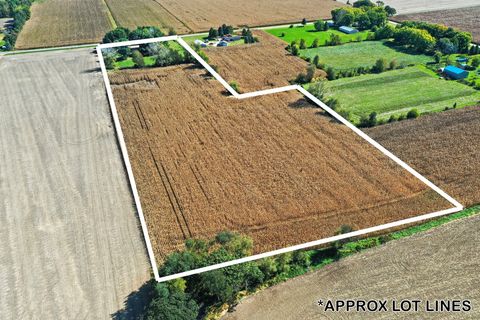 Tiny photo for 15758 County Line Road, Capron, IL 61012 (MLS # 12535922)