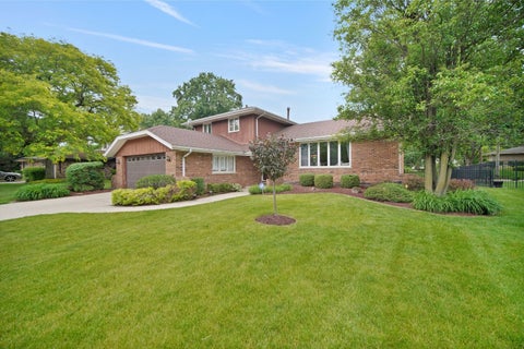 Tiny photo for 13060 S Cypress Lane, Palos Heights, IL 60463 (MLS # 12720772)