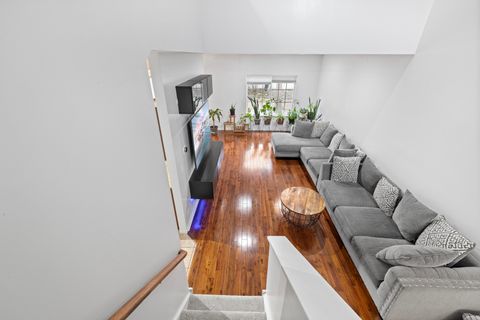 Tiny photo for 204 SOUTHWICKE Drive, Streamwood, IL 60107 (MLS # 12585739)