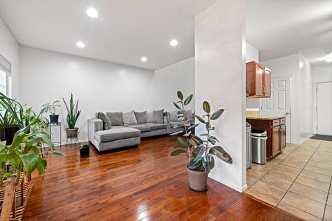 Tiny photo for 204 SOUTHWICKE Drive, Streamwood, IL 60107 (MLS # 12585739)