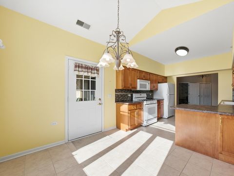 Tiny photo for Tinley Park, IL 60477 (MLS # 12553365)