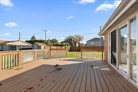 Tiny photo for 8323 Melvina Avenue, Burbank, IL 60459 (MLS # 12505525)