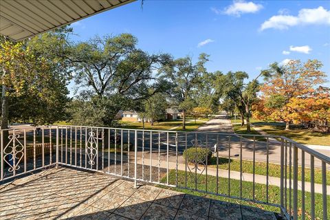 Tiny photo for 8323 Melvina Avenue, Burbank, IL 60459 (MLS # 12505525)
