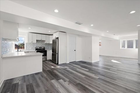 Tiny photo for 8323 Melvina Avenue, Burbank, IL 60459 (MLS # 12505525)