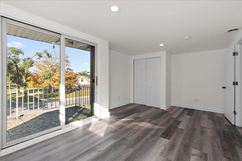 Tiny photo for 8323 Melvina Avenue, Burbank, IL 60459 (MLS # 12505525)