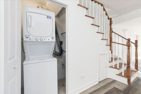 Tiny photo for 8323 Melvina Avenue, Burbank, IL 60459 (MLS # 12505525)