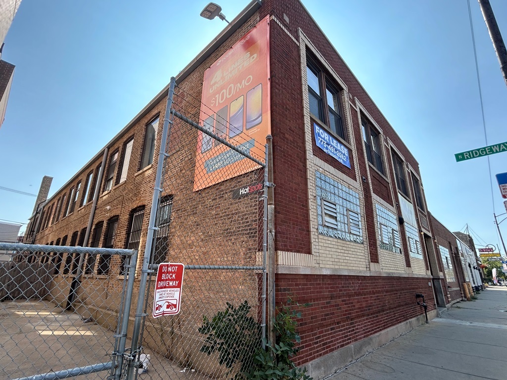 3735 W Belmont Avenue