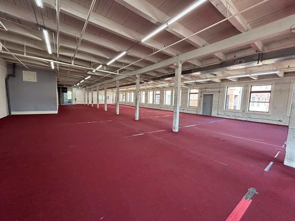 3735 W Belmont Avenue