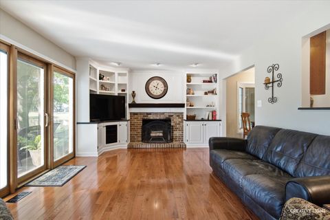 Tiny photo for 1493 Sandy Hook Street, Wheaton, IL 60189 (MLS # 12689994)