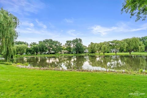 Tiny photo for 1493 Sandy Hook Street, Wheaton, IL 60189 (MLS # 12689994)