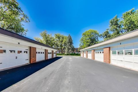 Tiny photo for 940 Holbrook Road #8A, Homewood, IL 60430 (MLS # 12464225)