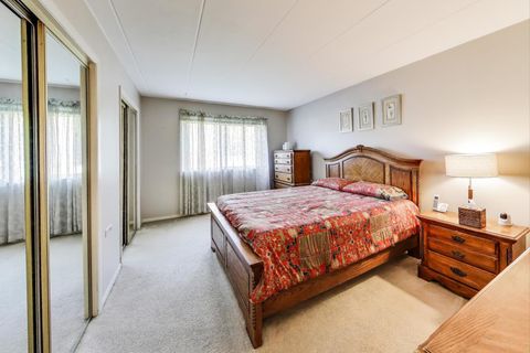 Tiny photo for 940 Holbrook Road #8A, Homewood, IL 60430 (MLS # 12464225)