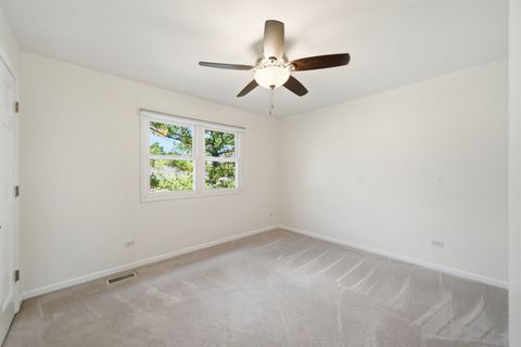 Tiny photo for 561 Boardman Circle, Bolingbrook, IL 60440 (MLS # 12566901)