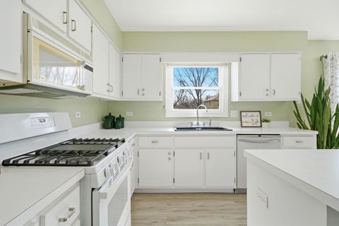 Tiny photo for 561 Boardman Circle, Bolingbrook, IL 60440 (MLS # 12566901)