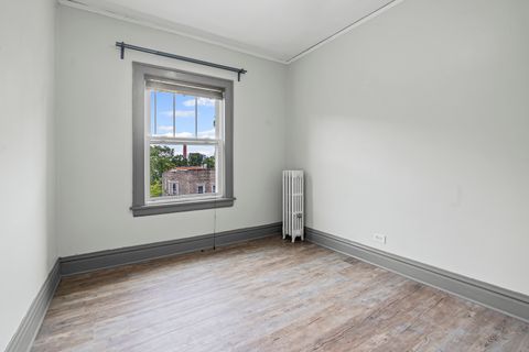 Tiny photo for 7212 Jackson Boulevard N #3E, Forest Park, IL 60130 (MLS # 12462443)