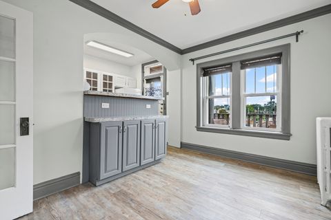 Tiny photo for 7212 Jackson Boulevard N #3E, Forest Park, IL 60130 (MLS # 12462443)