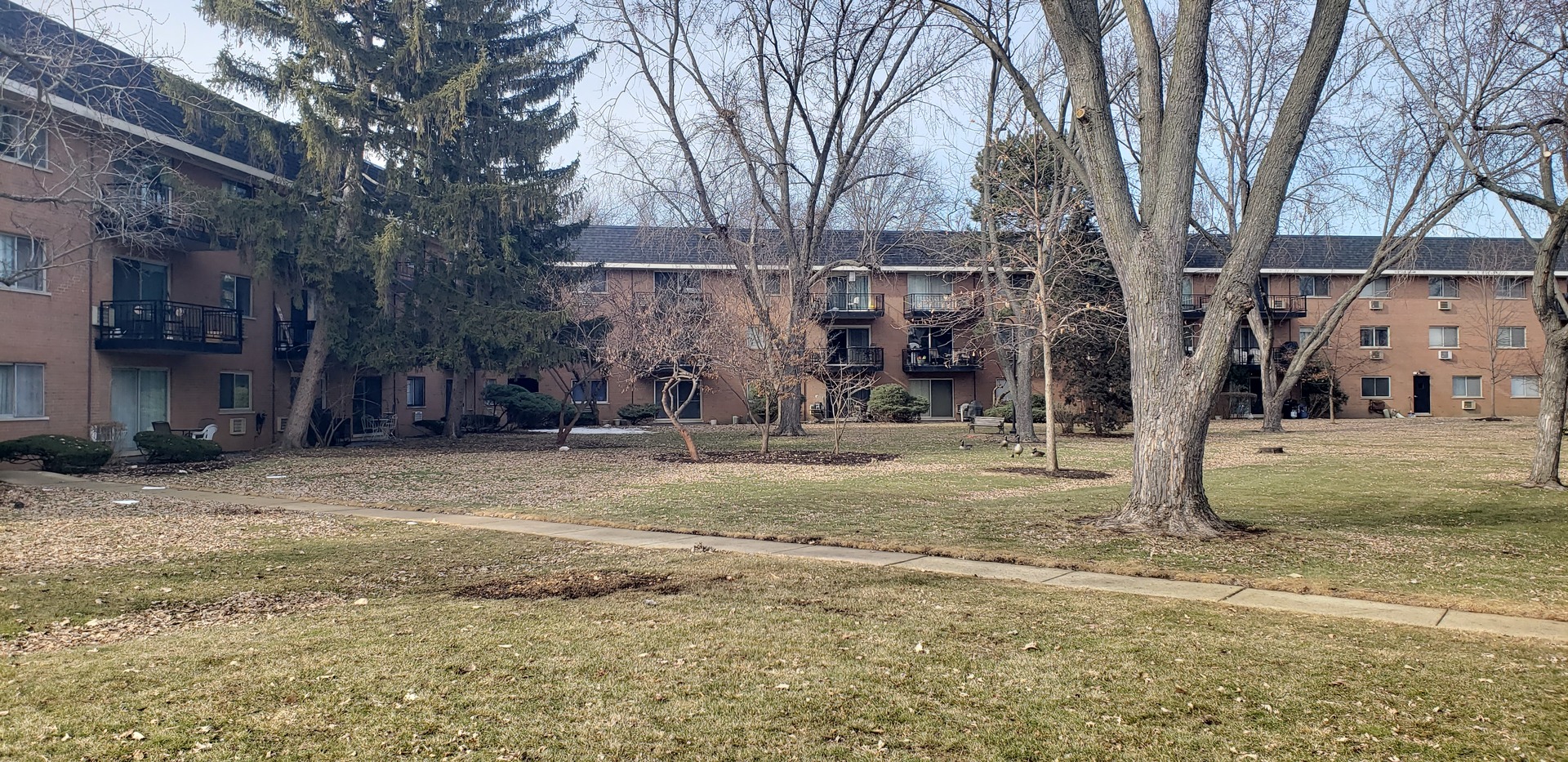 1198 Royal Glen Drive 121-C