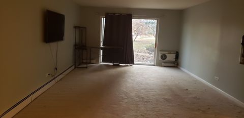 Tiny photo for 1198 Royal Glen Drive #121-C, Glen Ellyn, IL 60137 (MLS # 12568959)