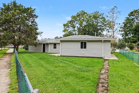 Tiny photo for 14601 Hamlin Avenue, Midlothian, IL 60445 (MLS # 12738179)
