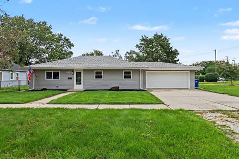 Photo of 14601 Hamlin Avenue, Midlothian, IL 60445 (MLS # 12738179)