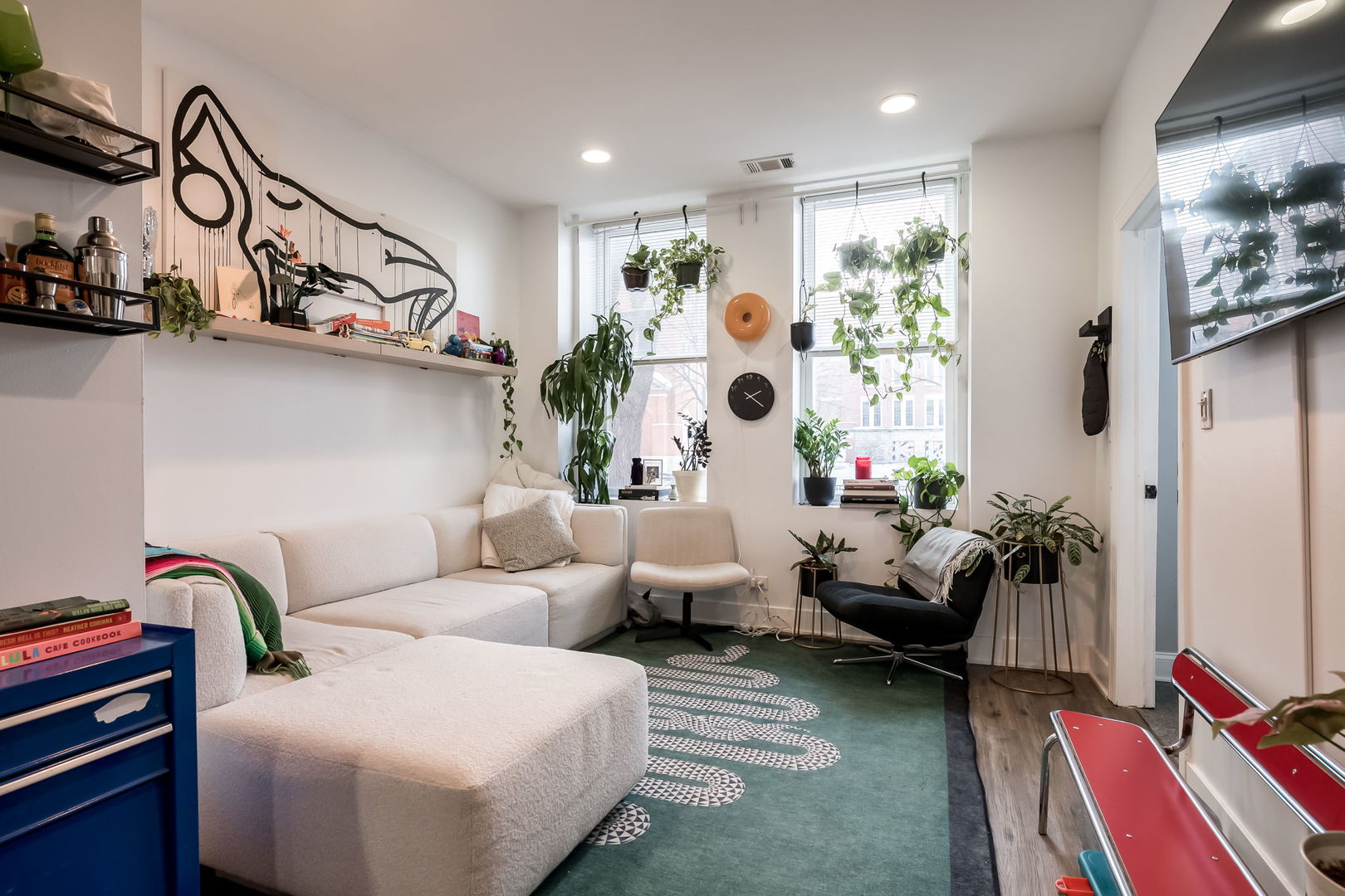 1421 N Rockwell Street