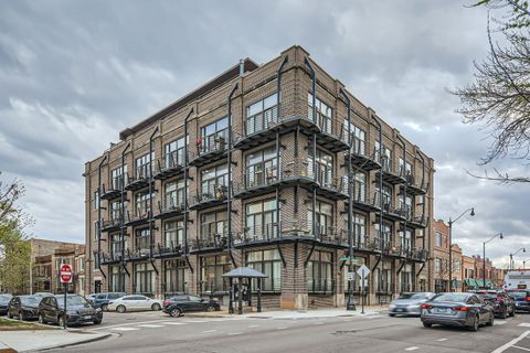 2735 W Armitage Avenue 402 Chicago IL 60647