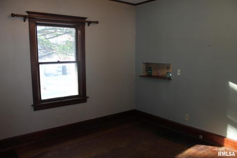 Tiny photo for 410 E NORTH Street, Cambridge, IL 61238 (MLS # QC4270076)