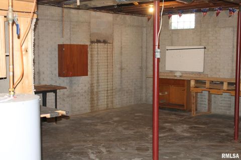 Tiny photo for 410 E NORTH Street, Cambridge, IL 61238 (MLS # QC4270076)