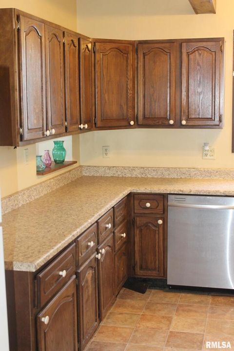 Tiny photo for 410 E NORTH Street, Cambridge, IL 61238 (MLS # QC4270076)