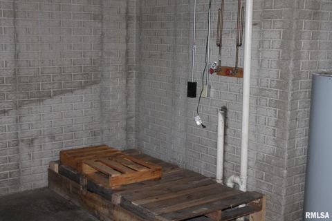 Tiny photo for 410 E NORTH Street, Cambridge, IL 61238 (MLS # QC4270076)