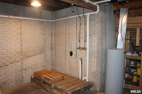 Tiny photo for 410 E NORTH Street, Cambridge, IL 61238 (MLS # QC4270076)