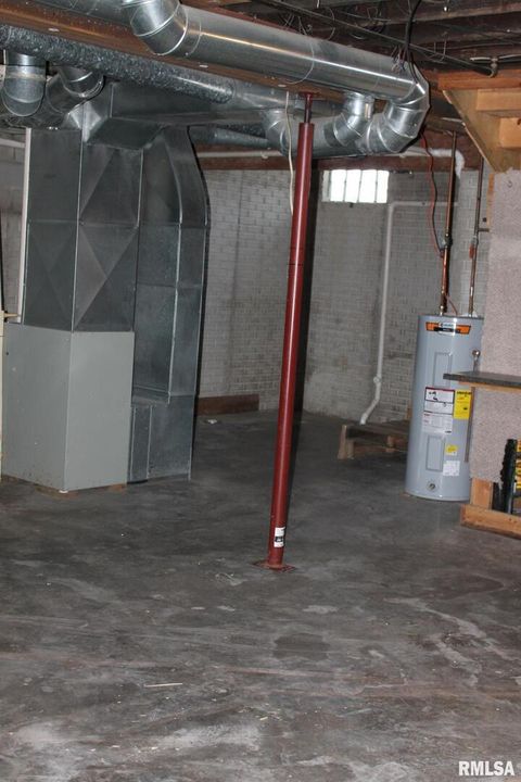 Tiny photo for 410 E NORTH Street, Cambridge, IL 61238 (MLS # QC4270076)