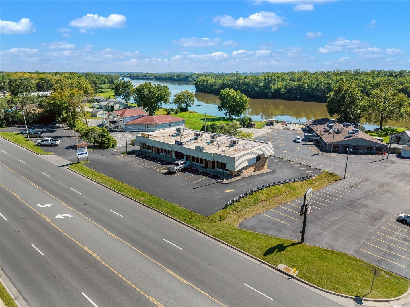 3416 BLACKHAWK Road 103