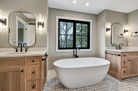 Tiny photo for 942 Acorn Avenue, Glen Ellyn, IL 60137 (MLS # 12647709)