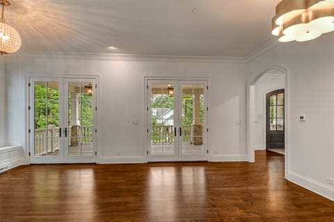 Tiny photo for 942 Acorn Avenue, Glen Ellyn, IL 60137 (MLS # 12647709)