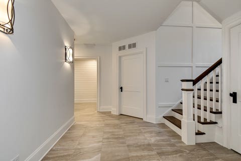 Tiny photo for 942 Acorn Avenue, Glen Ellyn, IL 60137 (MLS # 12647709)