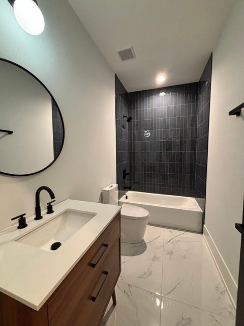 Tiny photo for 1914 N Rockwell Street, Chicago, IL 60647 (MLS # 12686543)