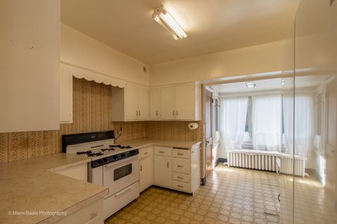 Tiny photo for 269 Shenstone Road, Riverside, IL 60546 (MLS # 12579943)