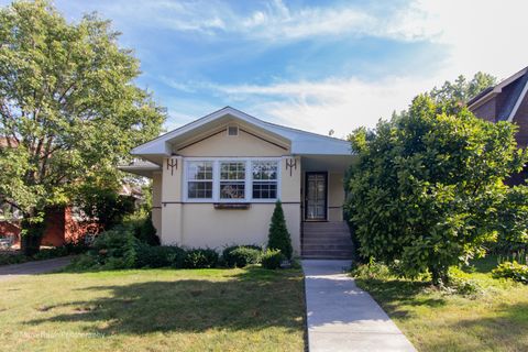 Tiny photo for 269 Shenstone Road, Riverside, IL 60546 (MLS # 12579943)