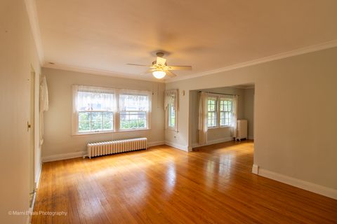 Tiny photo for 269 Shenstone Road, Riverside, IL 60546 (MLS # 12579943)