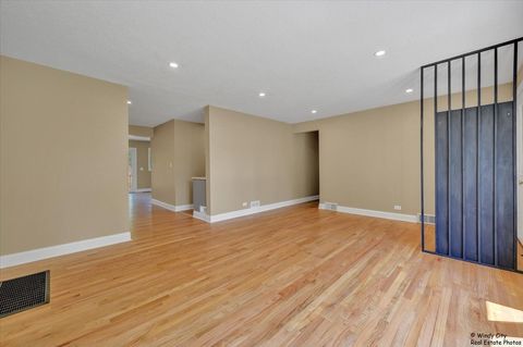 Tiny photo for 215 S Forest Avenue, Palatine, IL 60074 (MLS # 12452328)