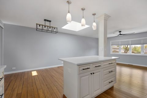 Tiny photo for 50 Kendal Road, Elk Grove Village, IL 60007 (MLS # 12366134)