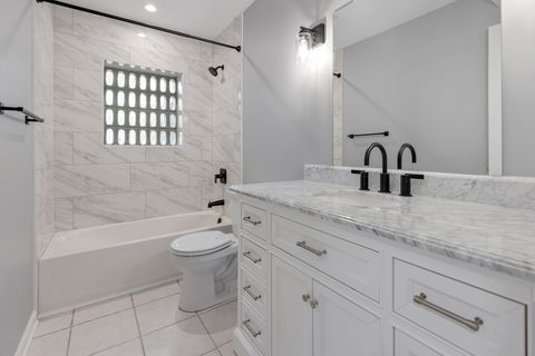 Tiny photo for 50 Kendal Road, Elk Grove Village, IL 60007 (MLS # 12366134)