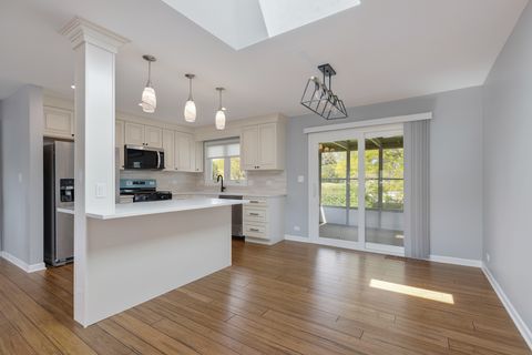 Tiny photo for 50 Kendal Road, Elk Grove Village, IL 60007 (MLS # 12366134)